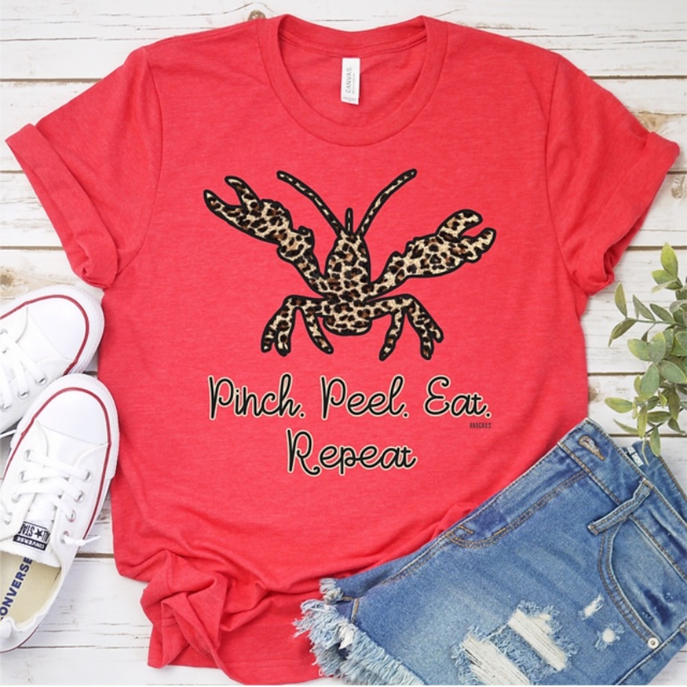 Pinch crawfish T-shirt